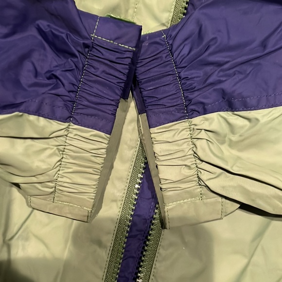 Llbean rain jacket - Picture 3 of 5